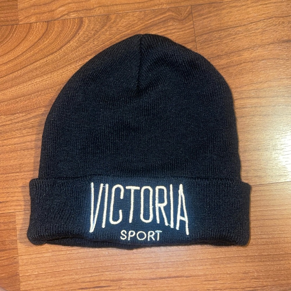 NWOT: Victoria Secret Sport Winter Hat